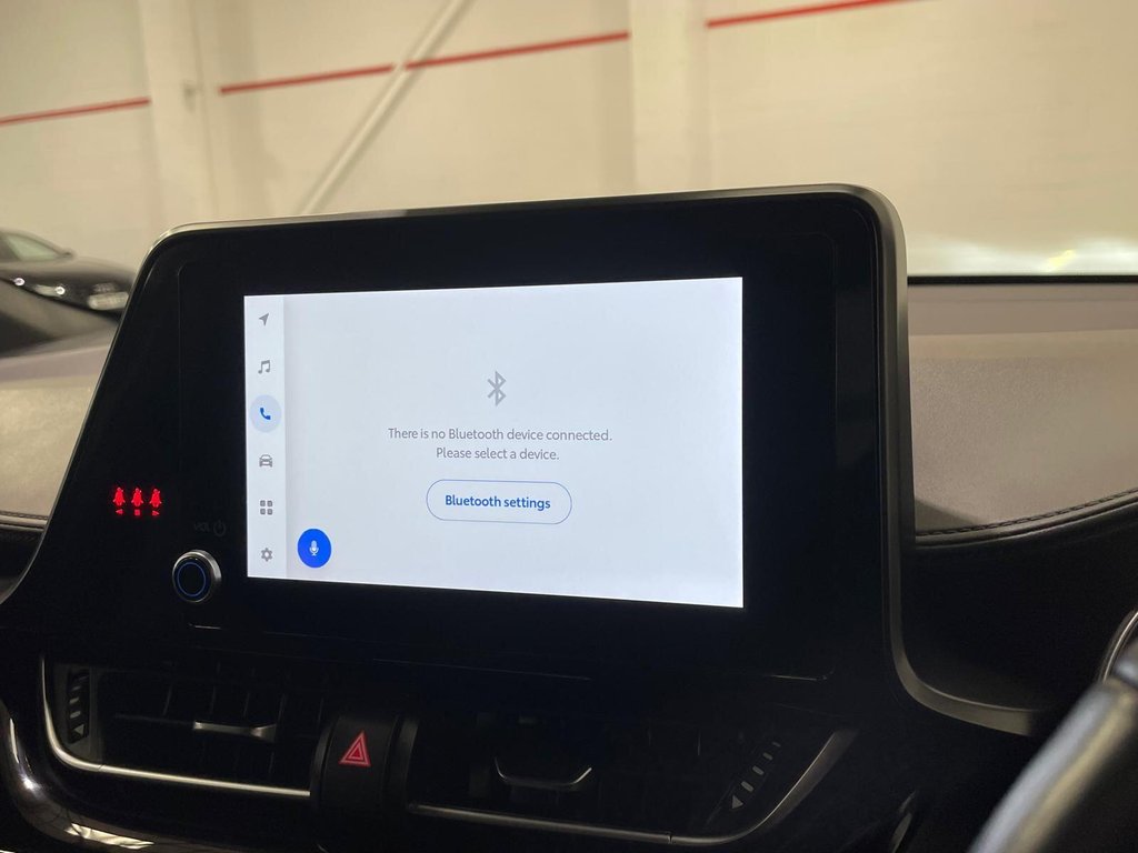 Used Toyota C-HR 2023 for sale - 76559102: Photo 14