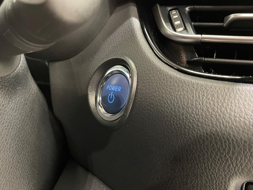 Used Toyota C-HR 2023 for sale - 76559102: Photo 21