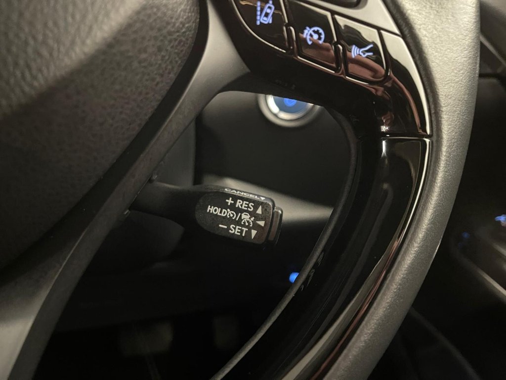 Used Toyota C-HR 2023 for sale - 76559102: Photo 22