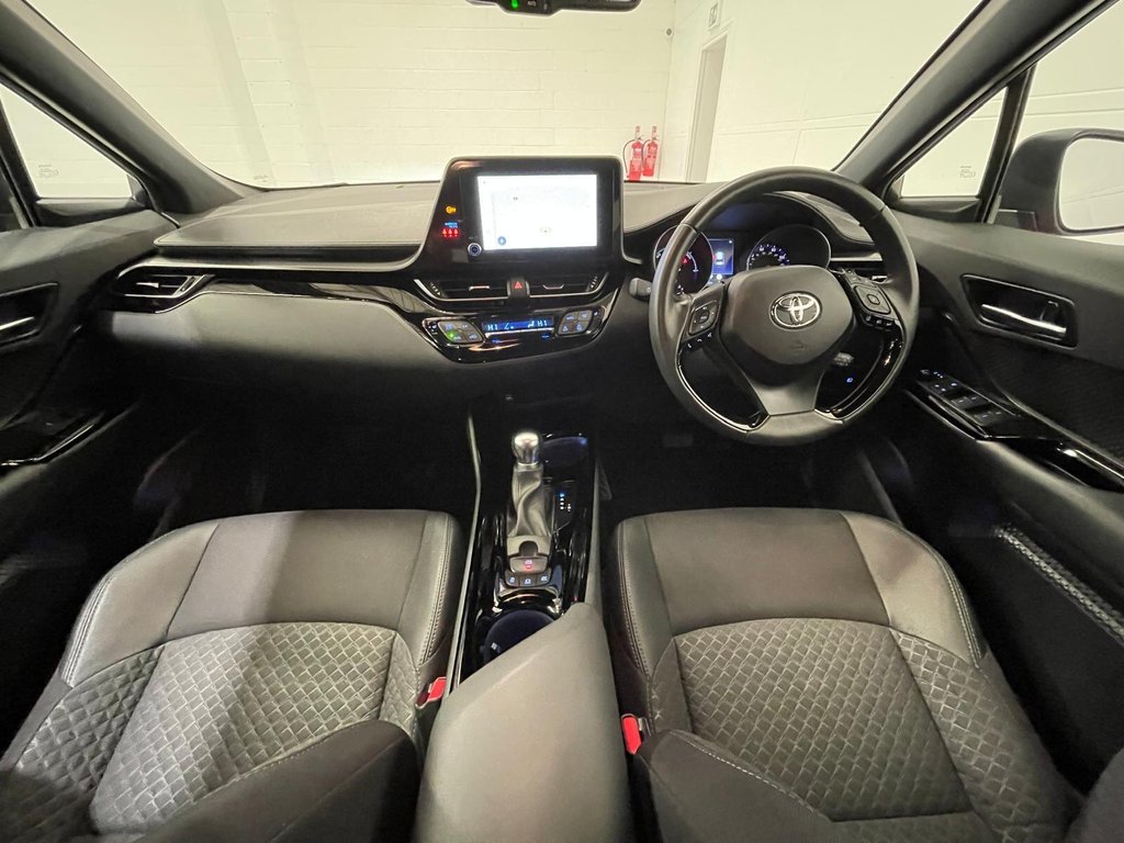 Used Toyota C-HR 2023 for sale - 76559102: Photo 28