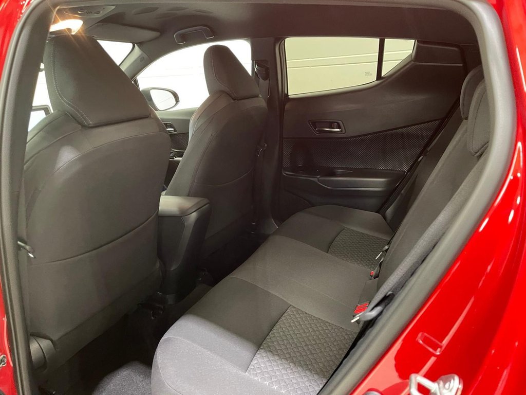 Used Toyota C-HR 2023 for sale - 76559102: Photo 33