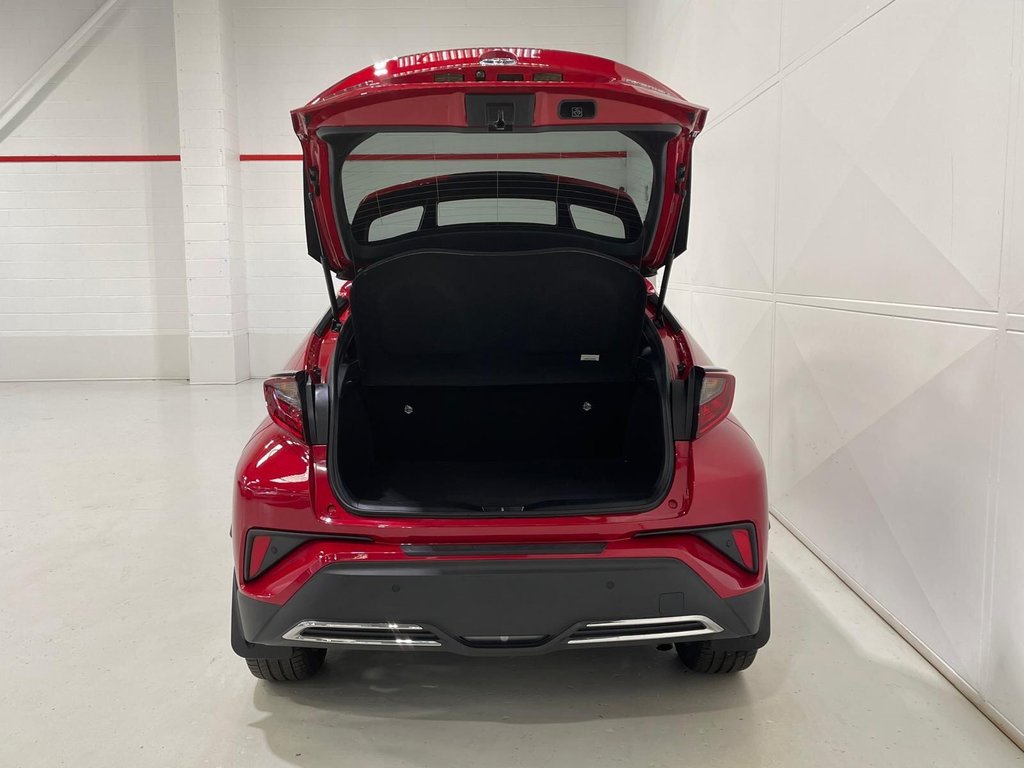 Used Toyota C-HR 2023 for sale - 76559102: Photo 47