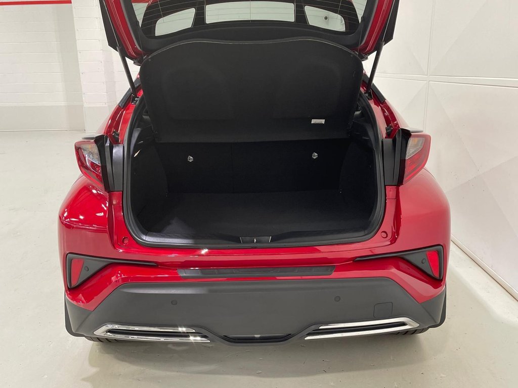 Used Toyota C-HR 2023 for sale - 76559102: Photo 48