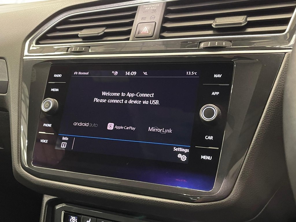 Used Volkswagen Tiguan 2020 for sale - 77667524: Photo 21