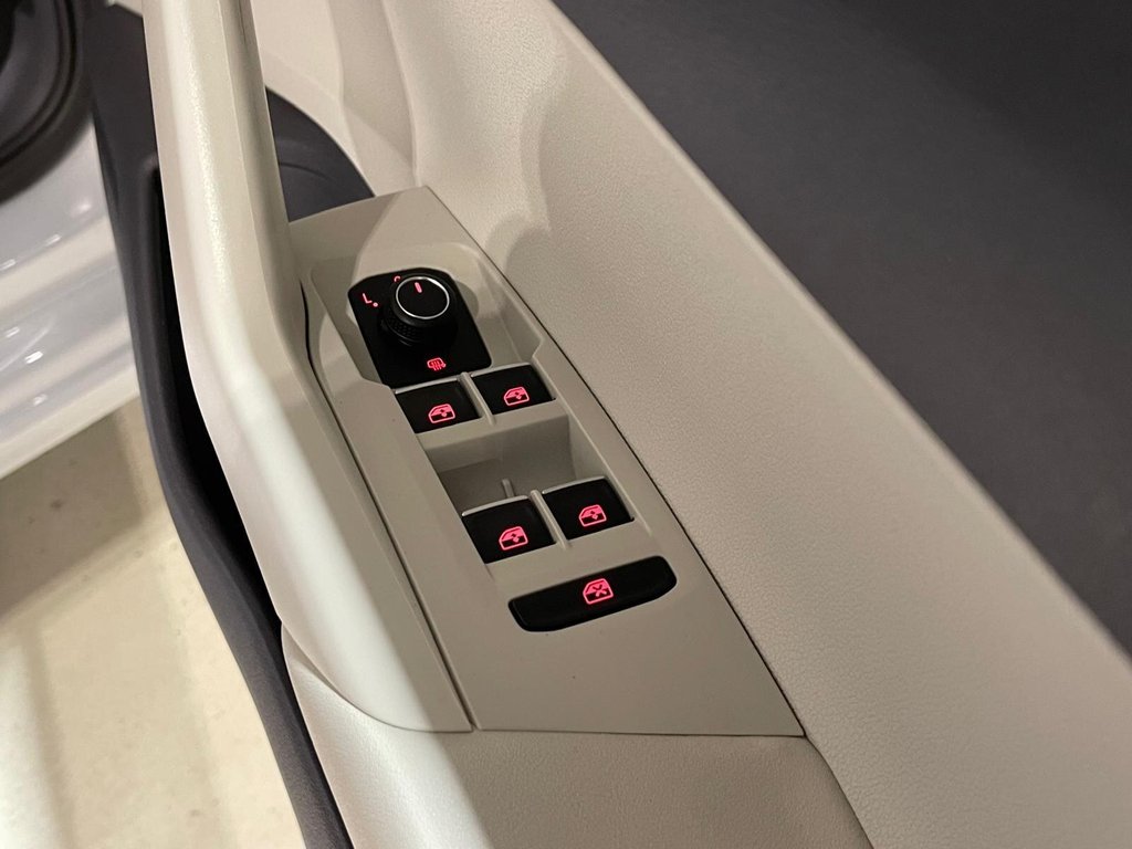 Used Volkswagen Polo 2018 for sale - 77200215: Photo 21