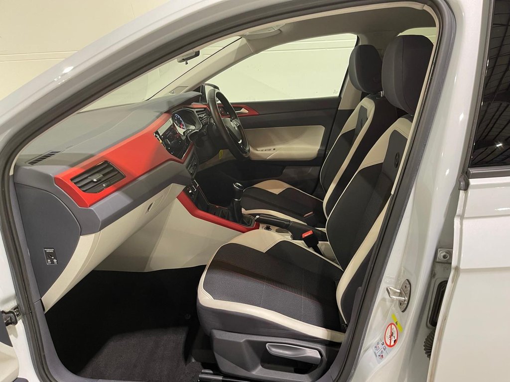 Used Volkswagen Polo 2018 for sale - 77200215: Photo 25