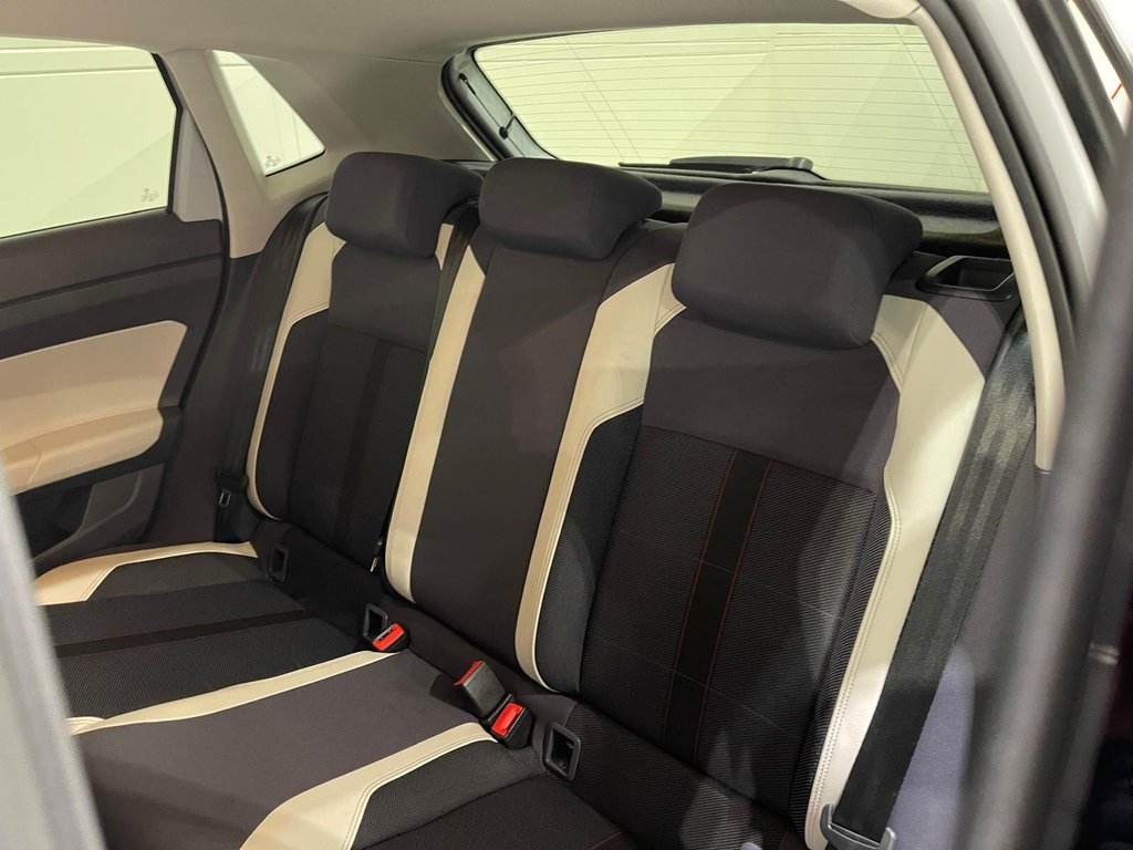 Used Volkswagen Polo 2018 for sale - 77200215: Photo 30