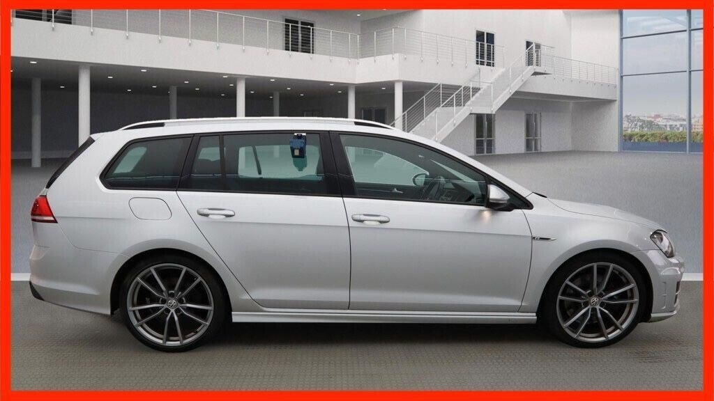 Used Volkswagen Golf 2016 for sale - 76481810: Photo 2