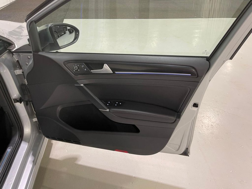 Used Volkswagen Golf 2016 for sale - 76481810: Photo 23