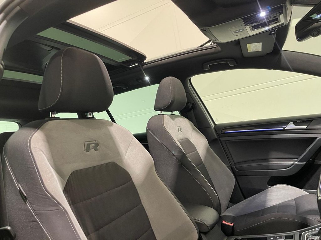 Used Volkswagen Golf 2016 for sale - 76481810: Photo 25