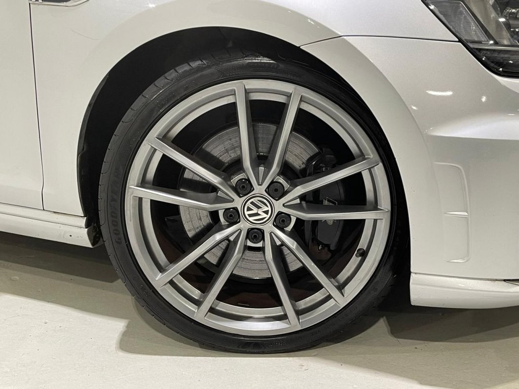 Used Volkswagen Golf 2016 for sale - 76481810: Photo 39