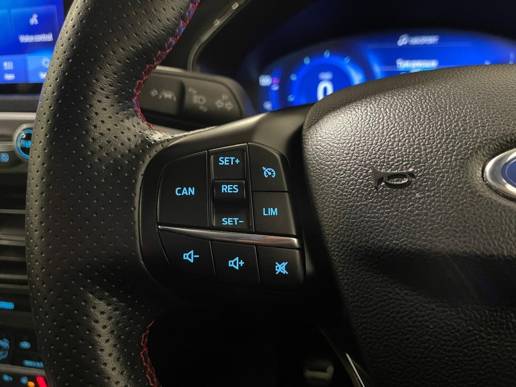 Used Ford Focus 2021 for sale - 77188130: Photo 20