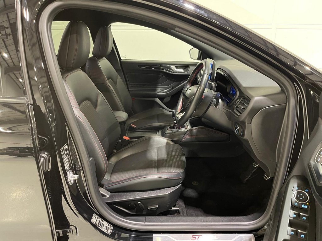 Used Ford Focus 2021 for sale - 77188130: Photo 25