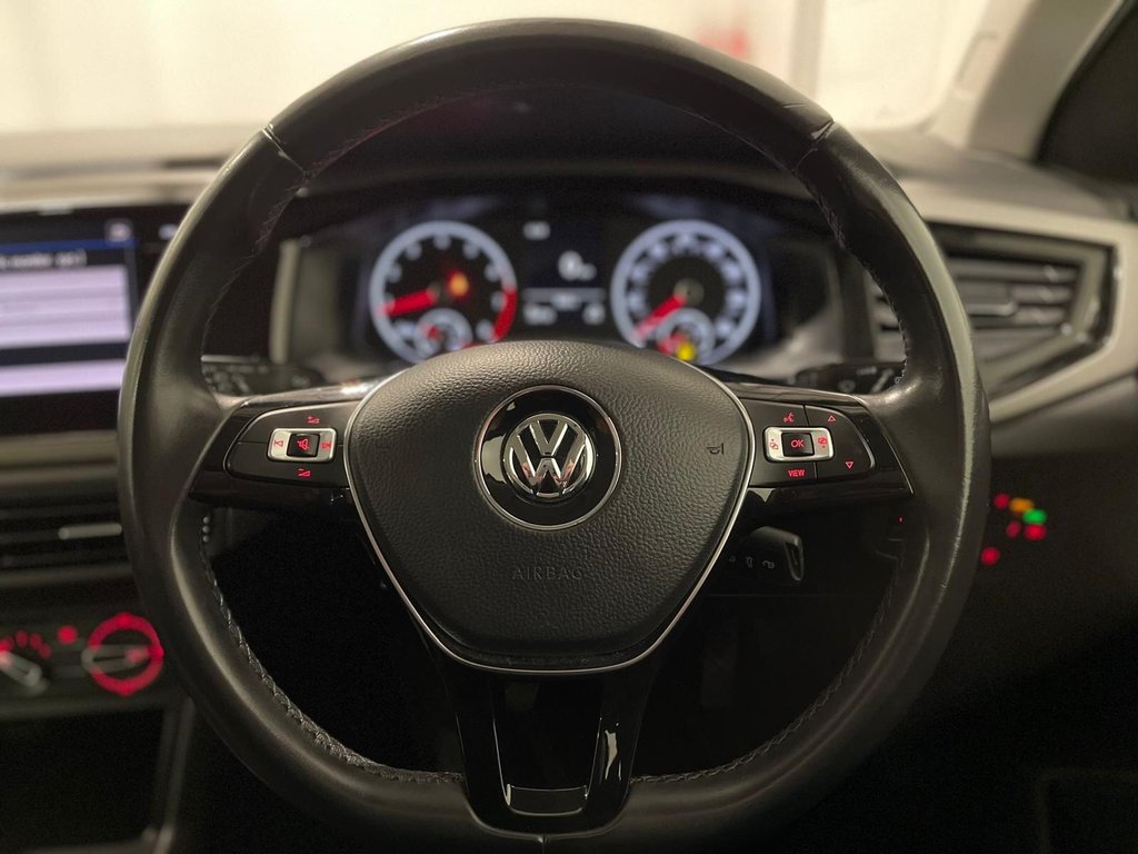 Used Volkswagen Polo 2018 for sale - 76900803: Photo 11