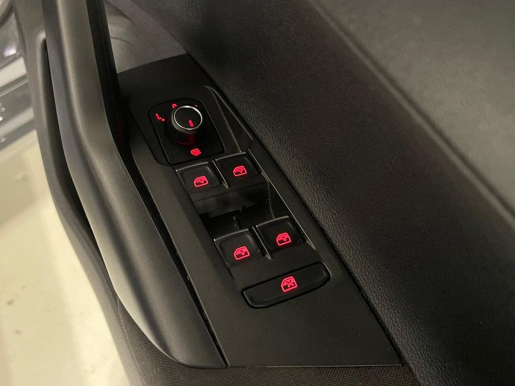 Used Volkswagen Polo 2018 for sale - 76900803: Photo 21