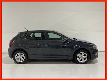 Used Volkswagen Polo 2018 for sale - 76900803: Photo