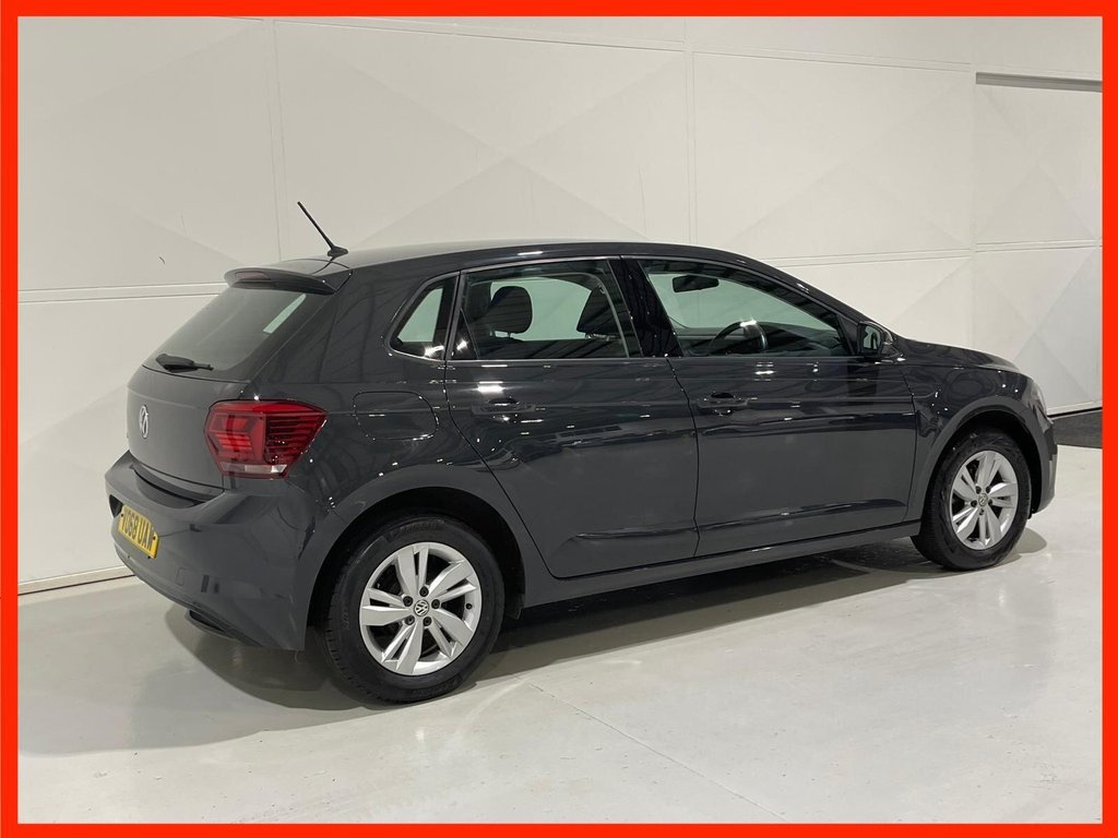 Used Volkswagen Polo 2018 for sale - 76900803: Photo 3
