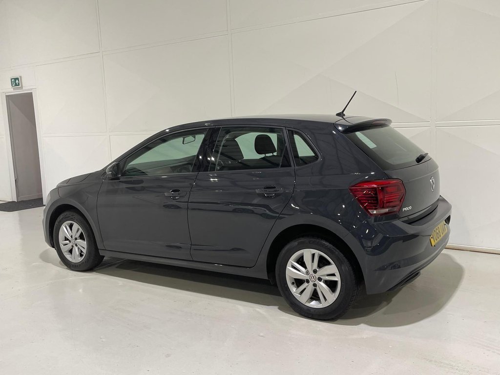Used Volkswagen Polo 2018 for sale - 76900803: Photo 5