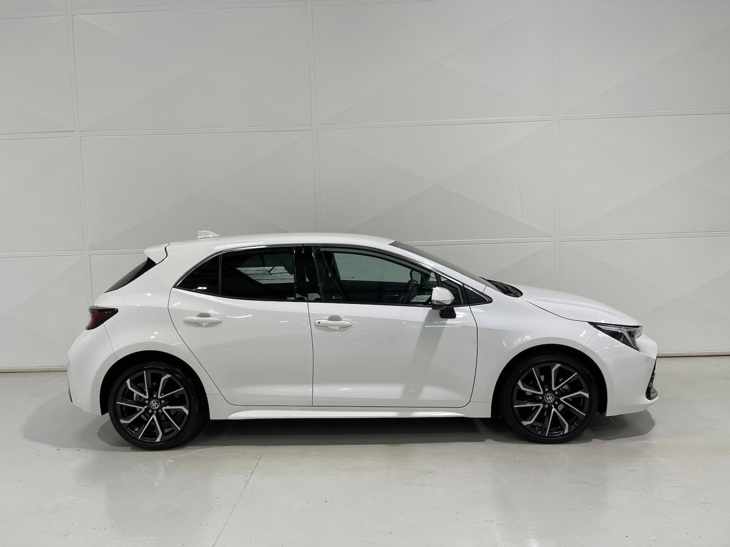 Used Toyota Corolla 2023 for sale - 76398076: Photo 60