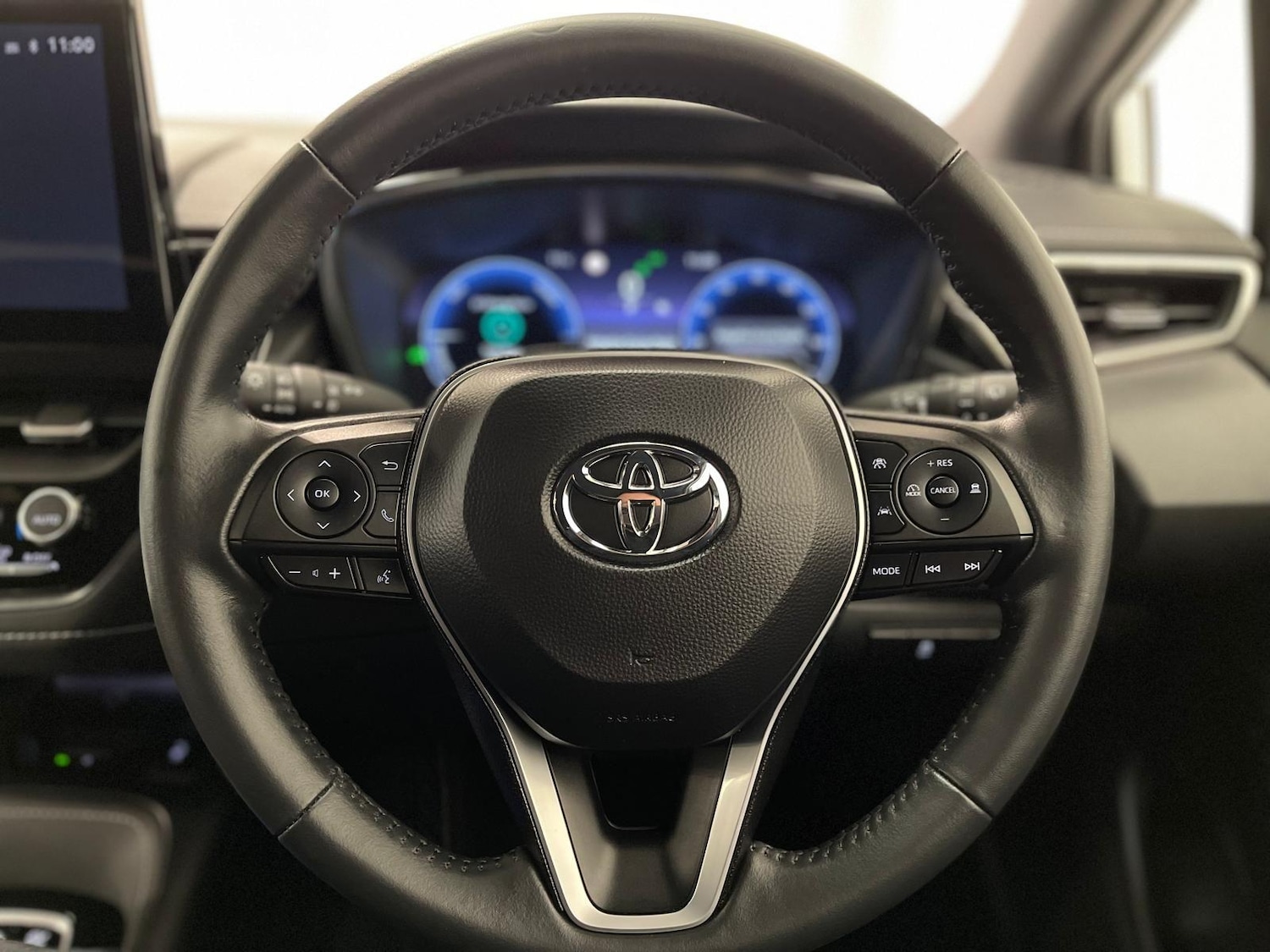 Used Toyota Corolla 2023 for sale - 76398076: Photo 69