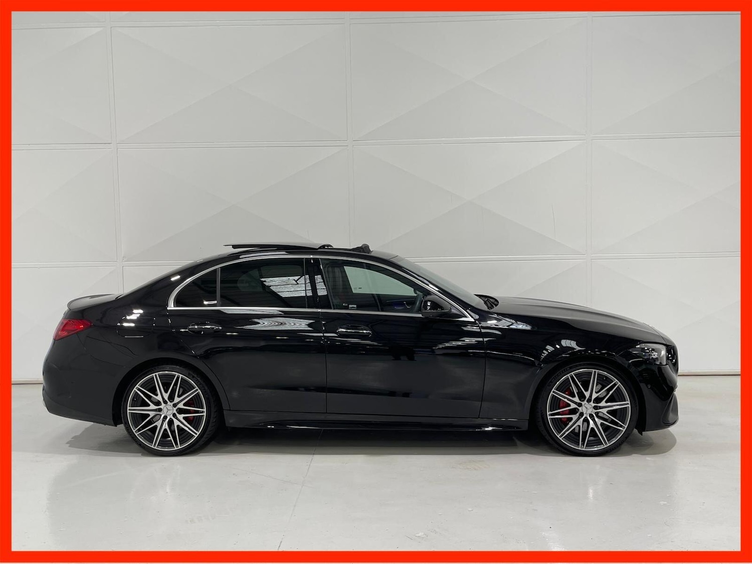 Used Mercedes-Benz C Class 2024 for sale - 76398961: Photo 2