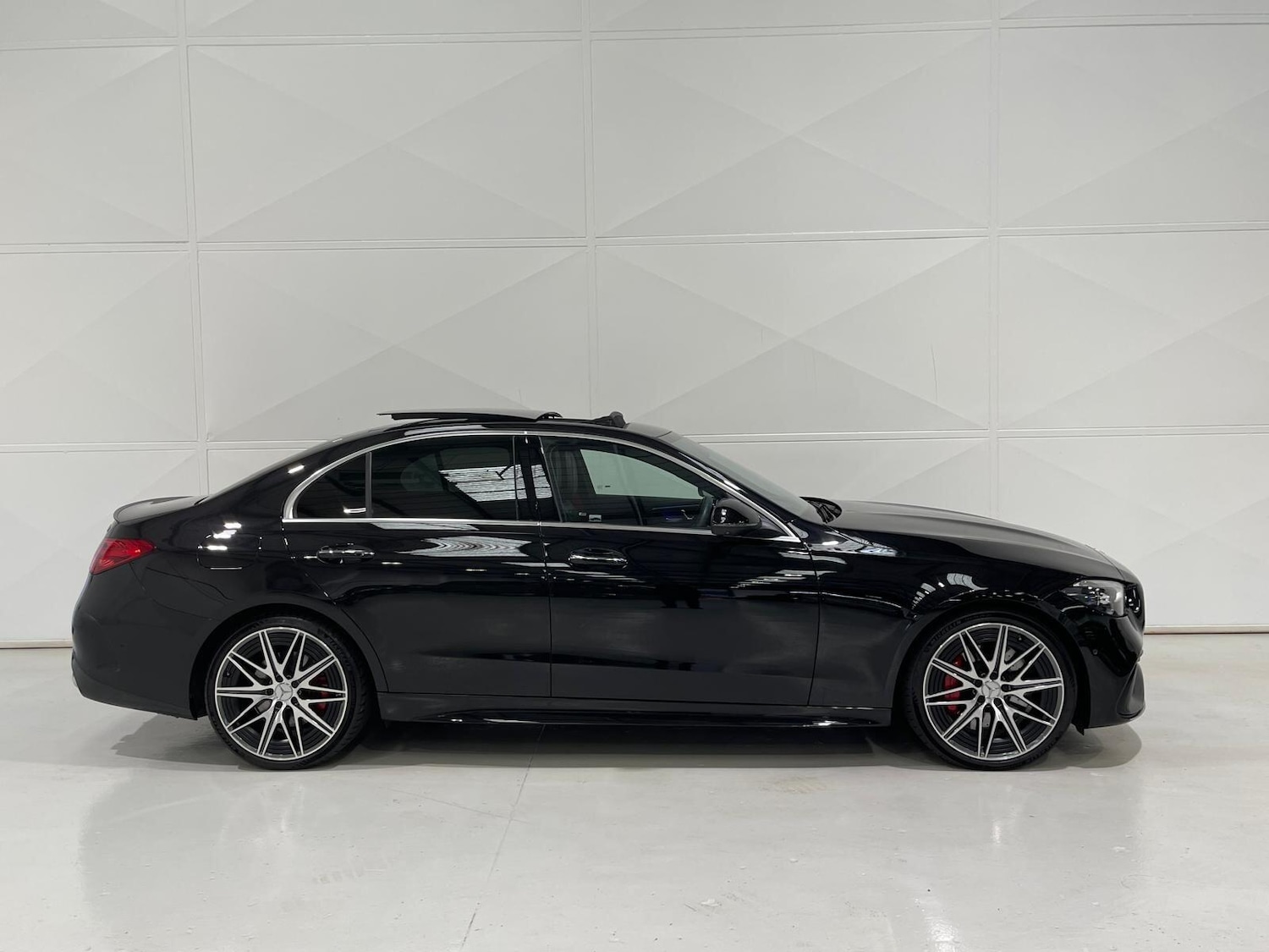 Used Mercedes-Benz C Class 2024 for sale - 76398961: Photo 83