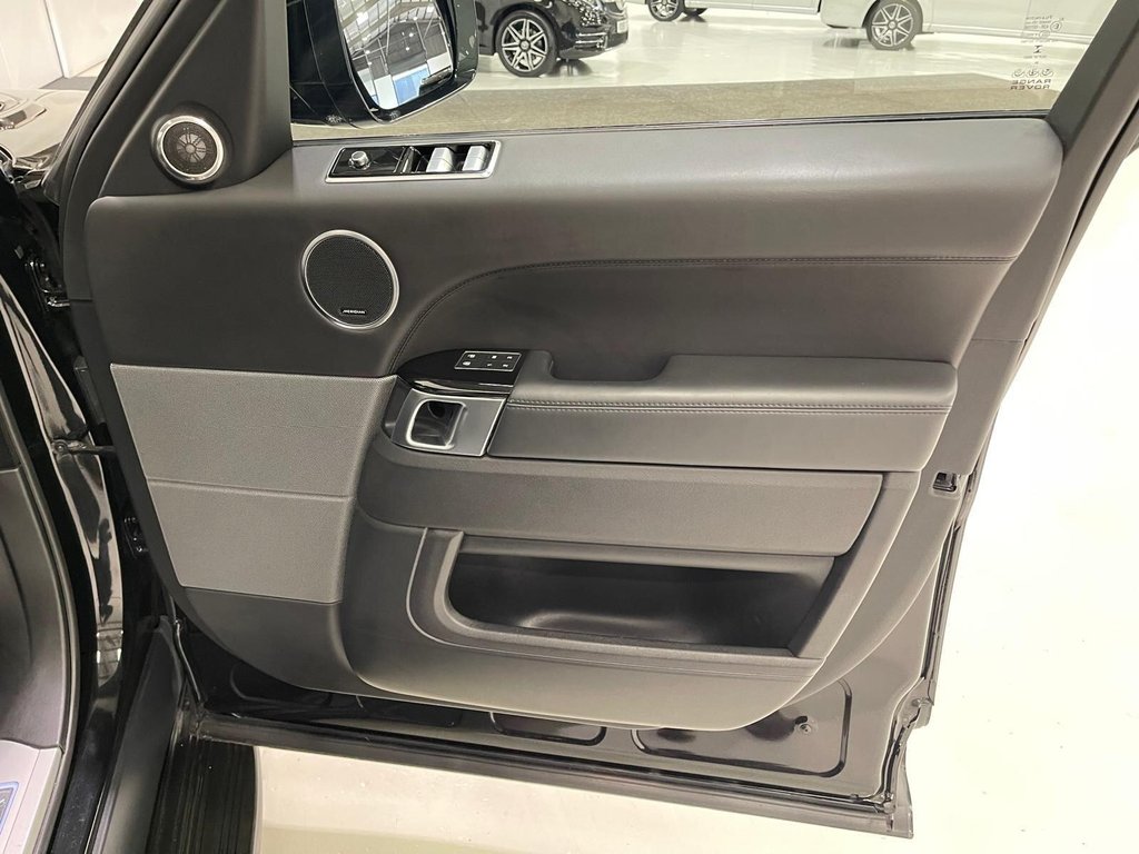Used Land Rover Range Rover Sport 2021 for sale - 76642864: Photo 28