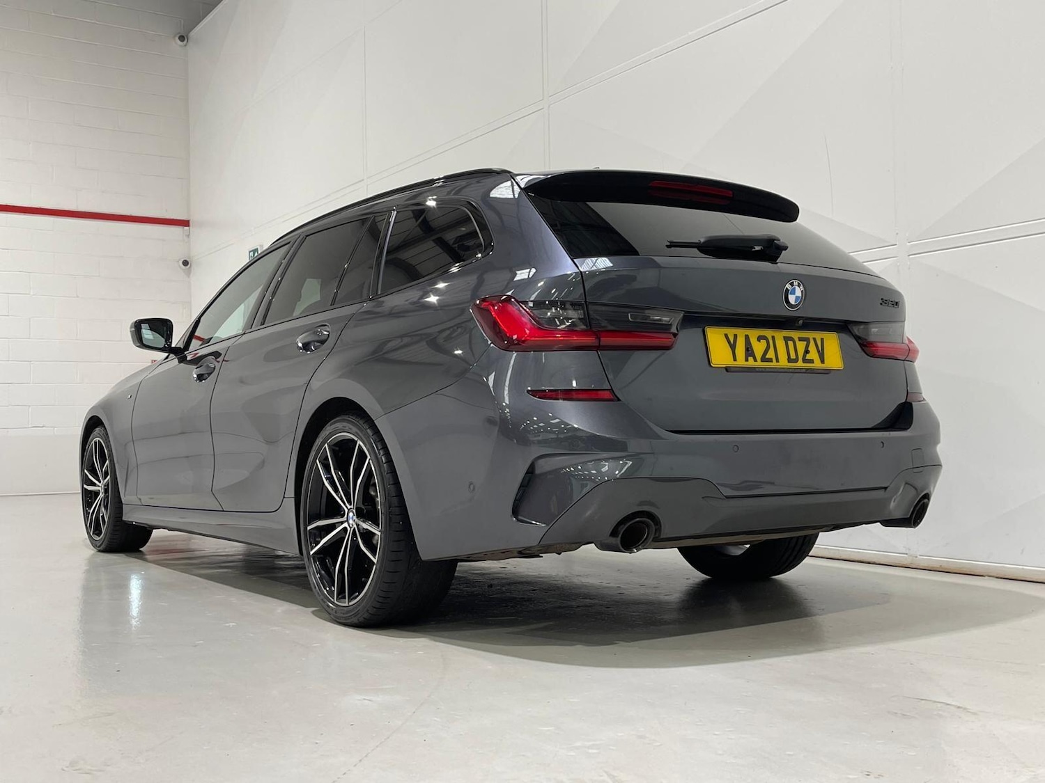 Used BMW 3 Series 2021 for sale - 76398491: Photo 100