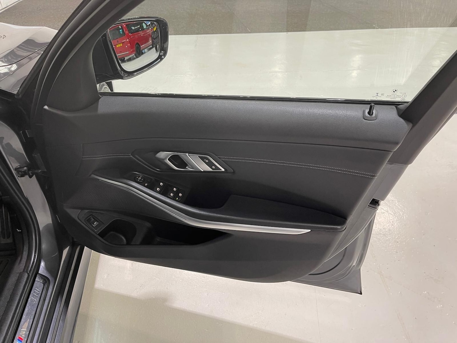 Used BMW 3 Series 2021 for sale - 76398491: Photo 26