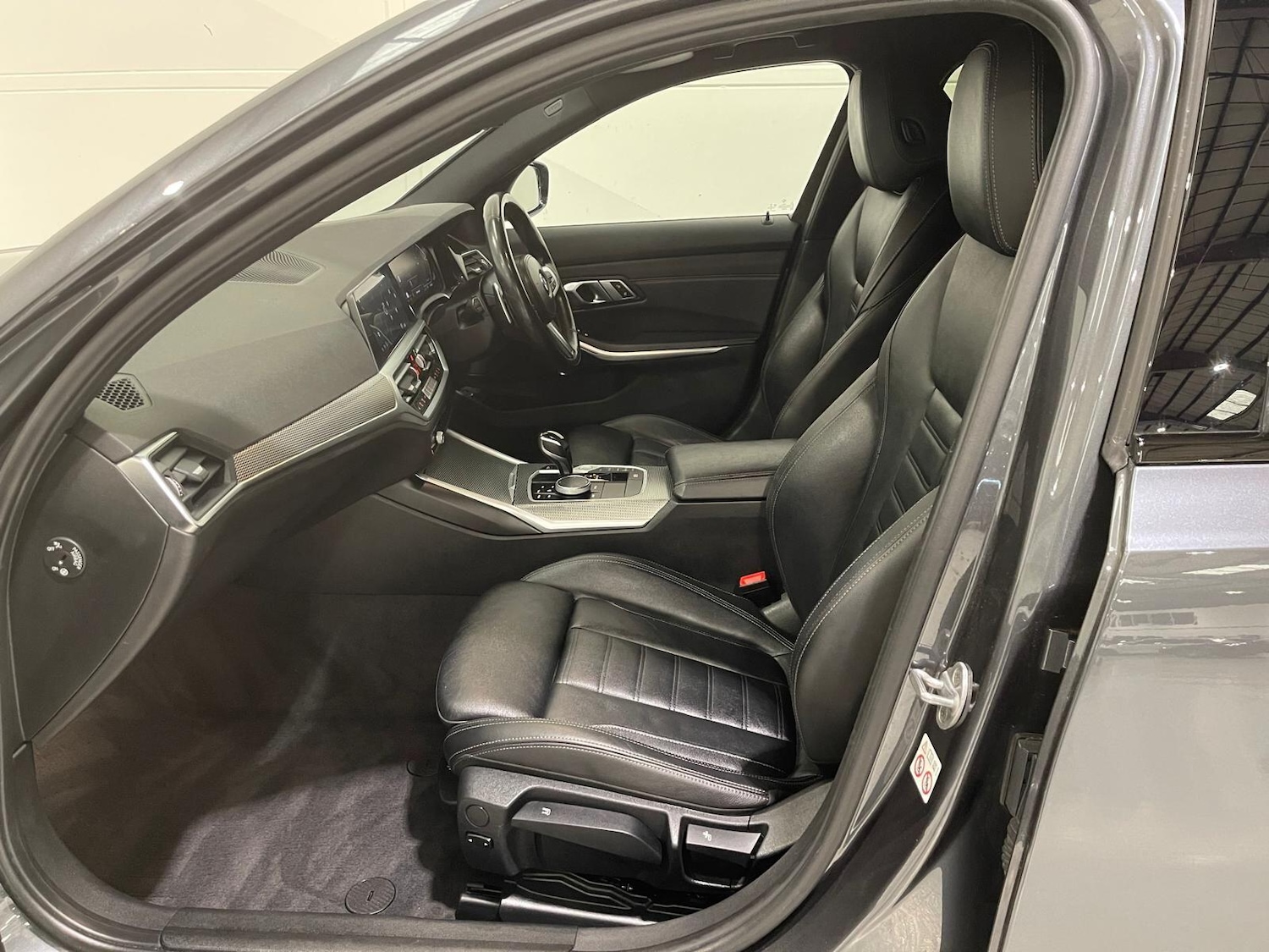 Used BMW 3 Series 2021 for sale - 76398491: Photo 30