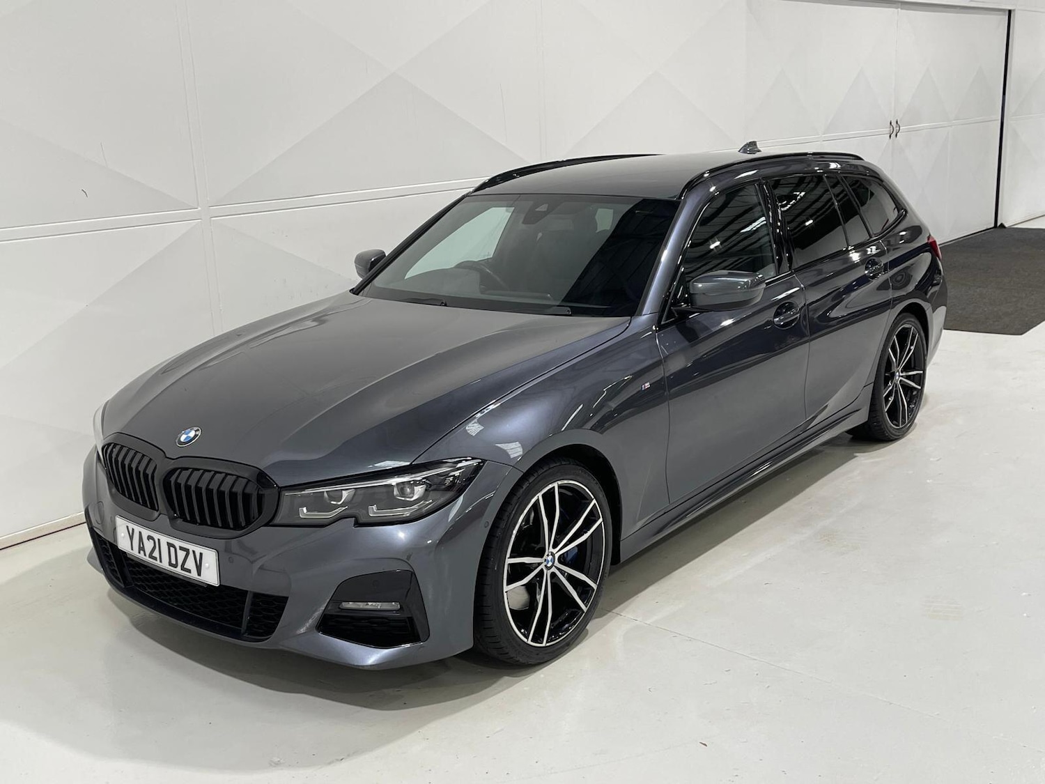 Used BMW 3 Series 2021 for sale - 76398491: Photo 40