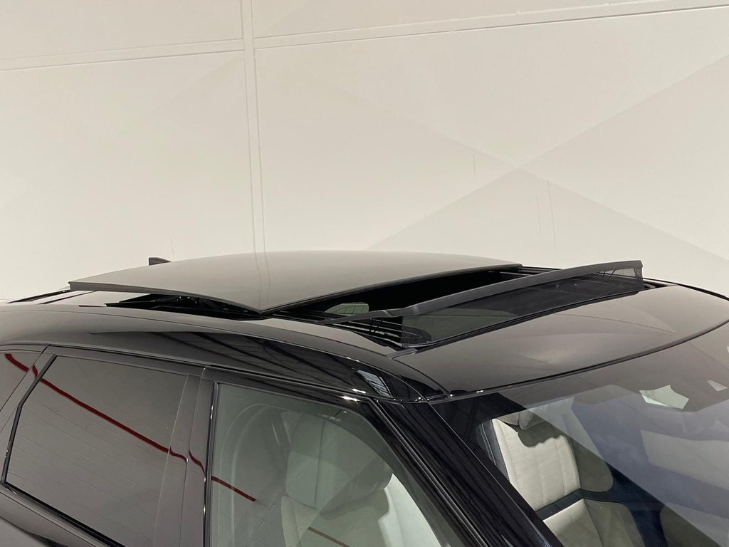 Used Land Rover Range Rover Velar 2018 for sale - 76923356: Photo 10