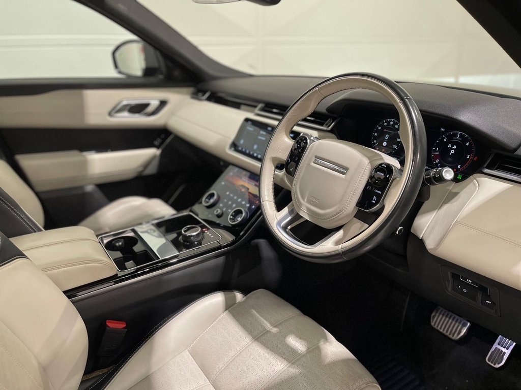 Used Land Rover Range Rover Velar 2018 for sale - 76923356: Photo 11