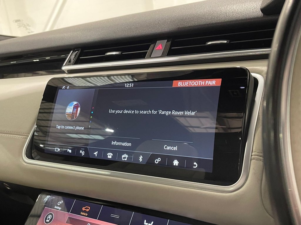 Used Land Rover Range Rover Velar 2018 for sale - 76923356: Photo 18