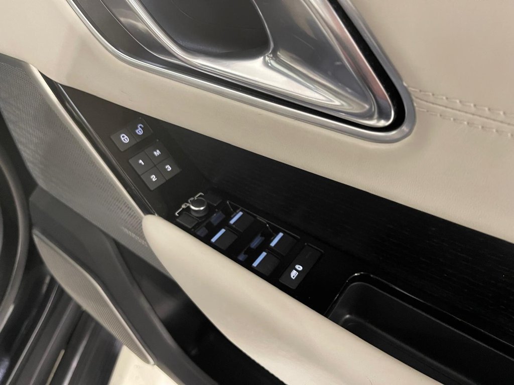 Used Land Rover Range Rover Velar 2018 for sale - 76923356: Photo 29