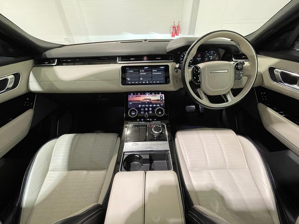 Used Land Rover Range Rover Velar 2018 for sale - 76923356: Photo 33