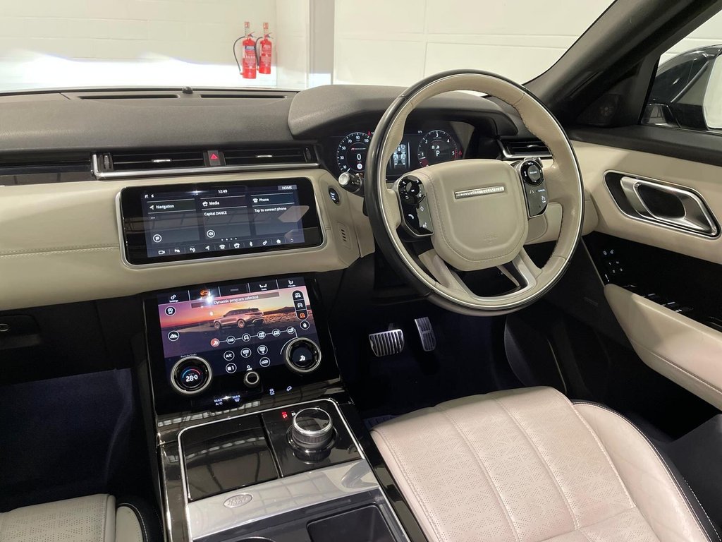 Used Land Rover Range Rover Velar 2018 for sale - 76923356: Photo 36