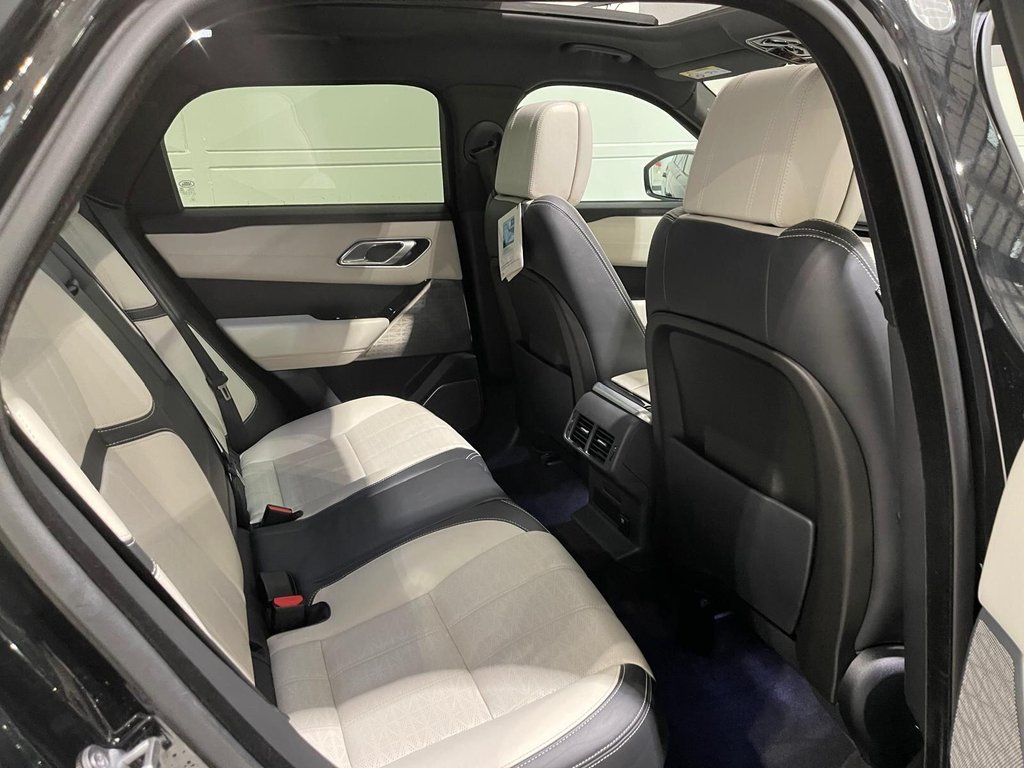 Used Land Rover Range Rover Velar 2018 for sale - 76923356: Photo 37