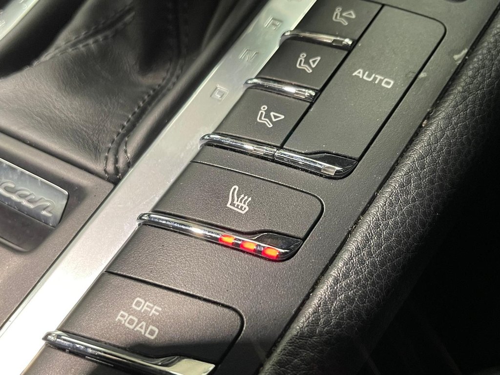 Used Porsche Macan 2018 for sale - 77122257: Photo 16