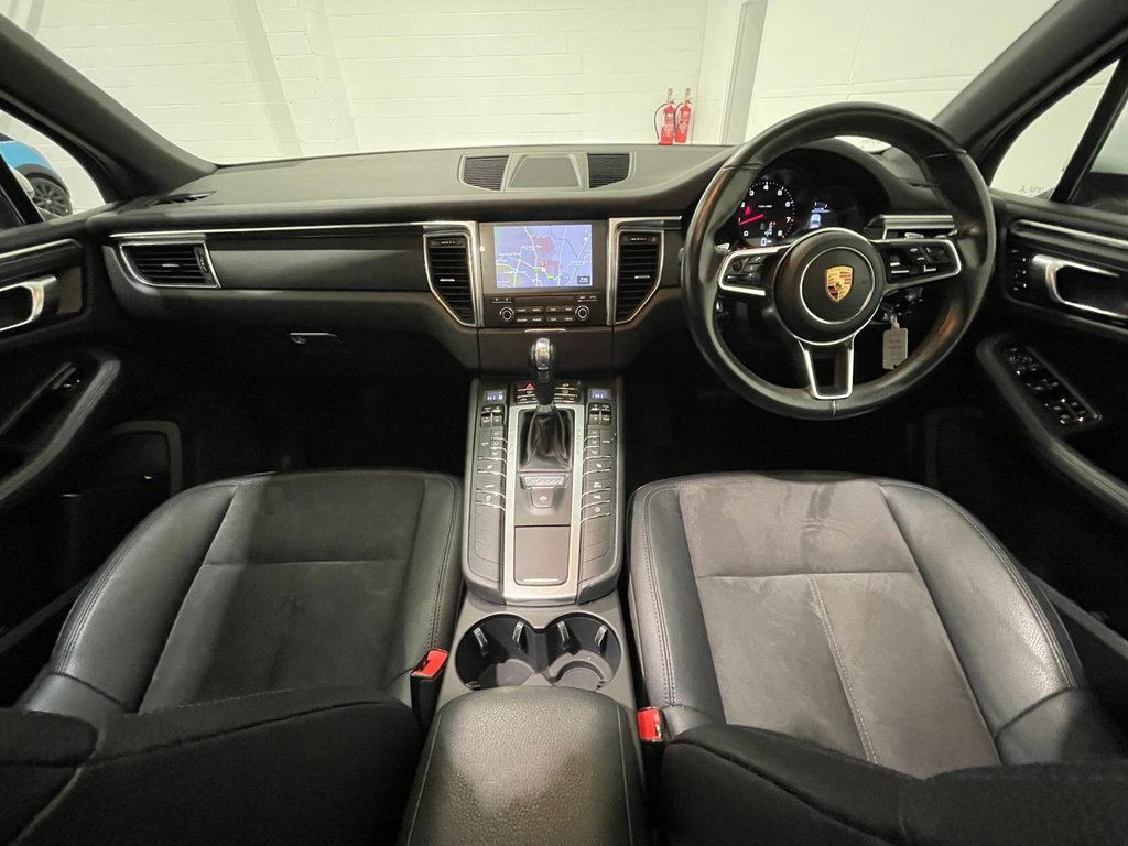 Used Porsche Macan 2018 for sale - 77122257: Photo 24