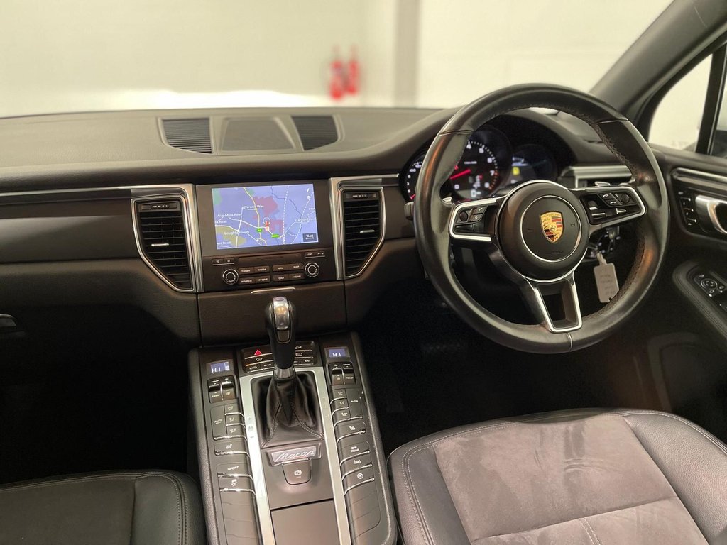 Used Porsche Macan 2018 for sale - 77122257: Photo 27