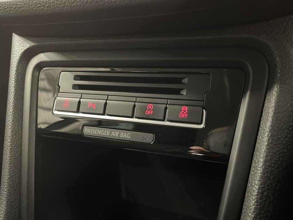 Used Volkswagen Sharan 2016 for sale - 76482266: Photo 17