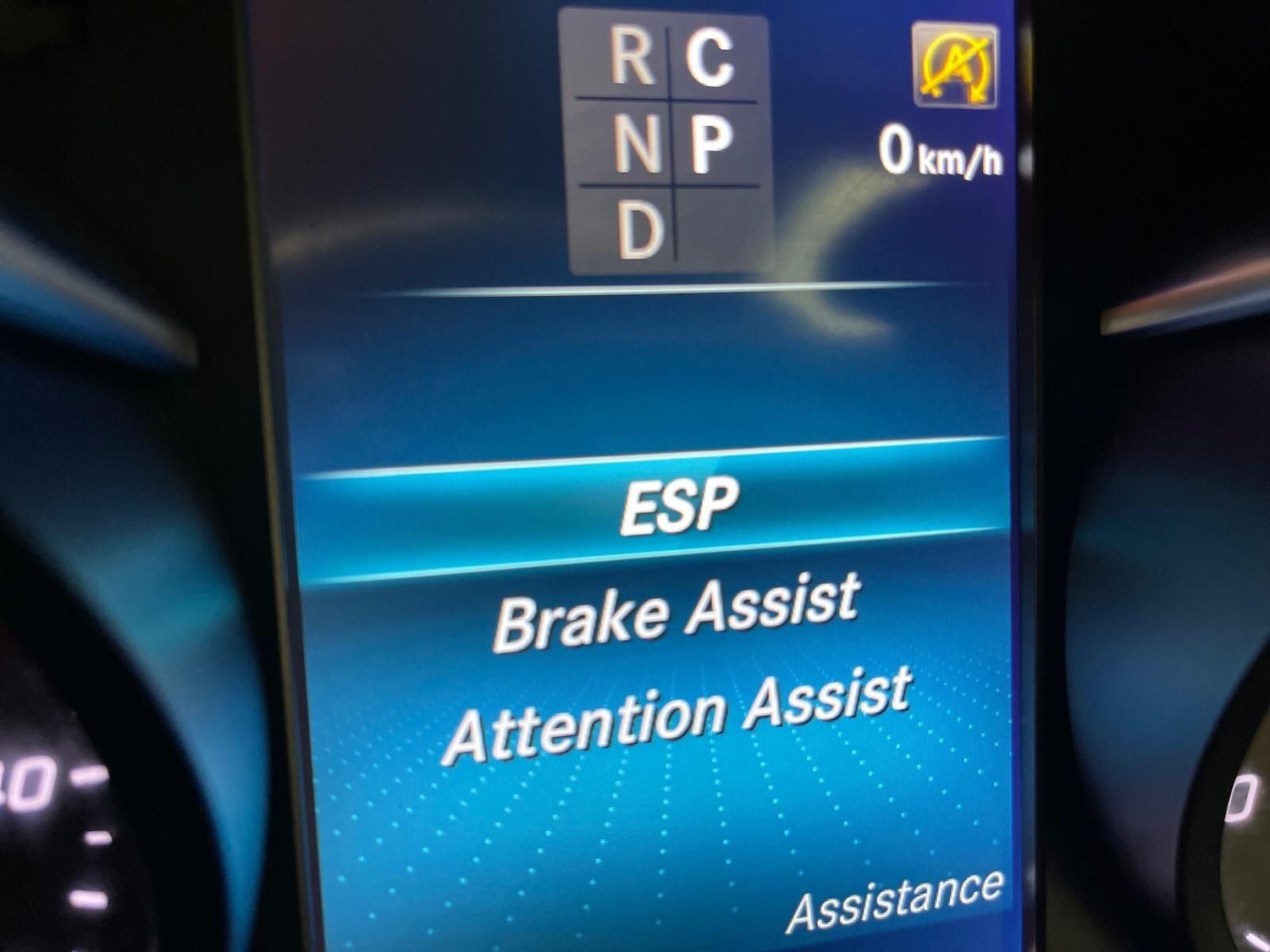 Used Mercedes-Benz V-Class 2022 for sale - 76398668: Photo 21