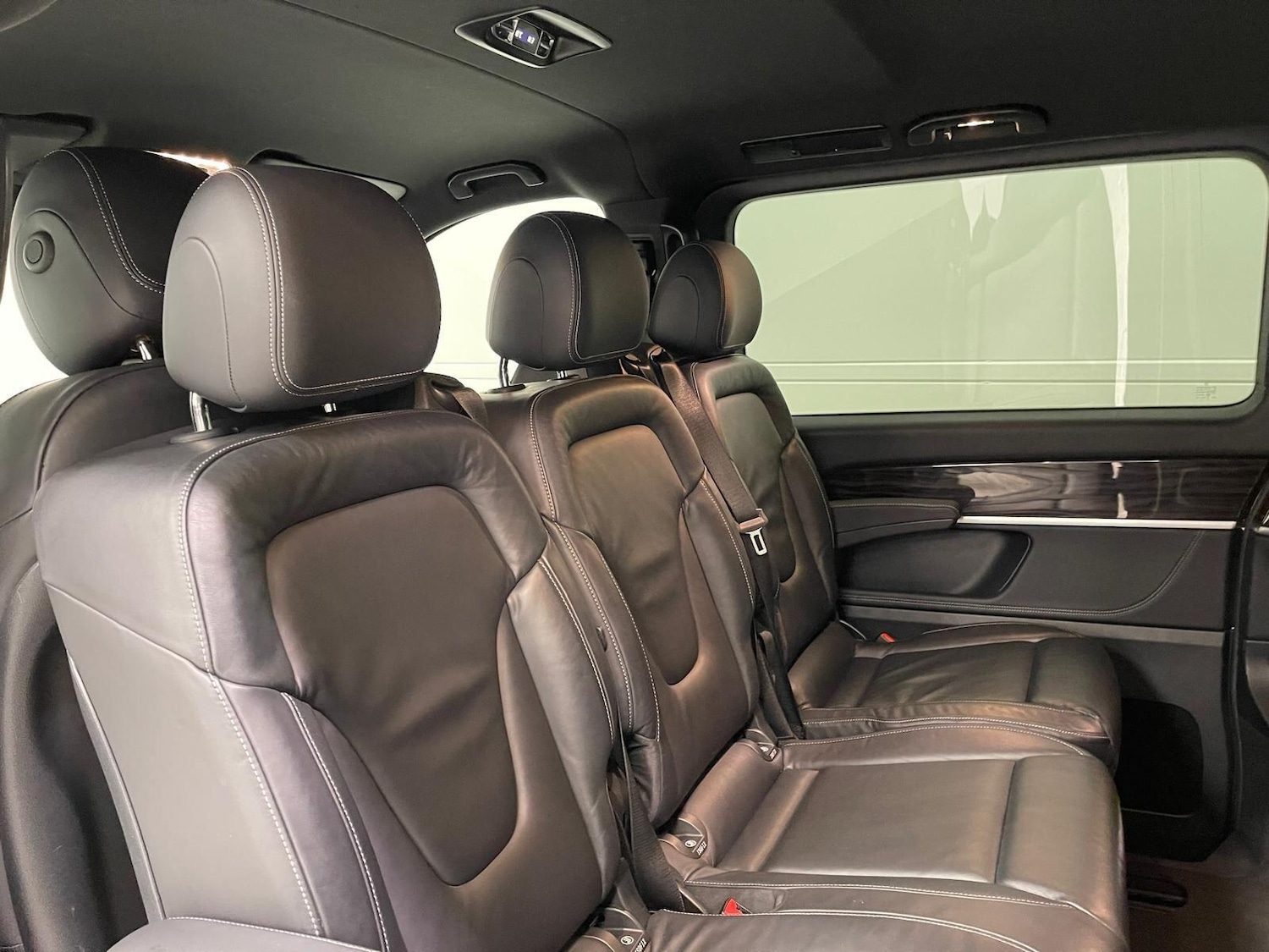 Used Mercedes-Benz V-Class 2022 for sale - 76398668: Photo 92