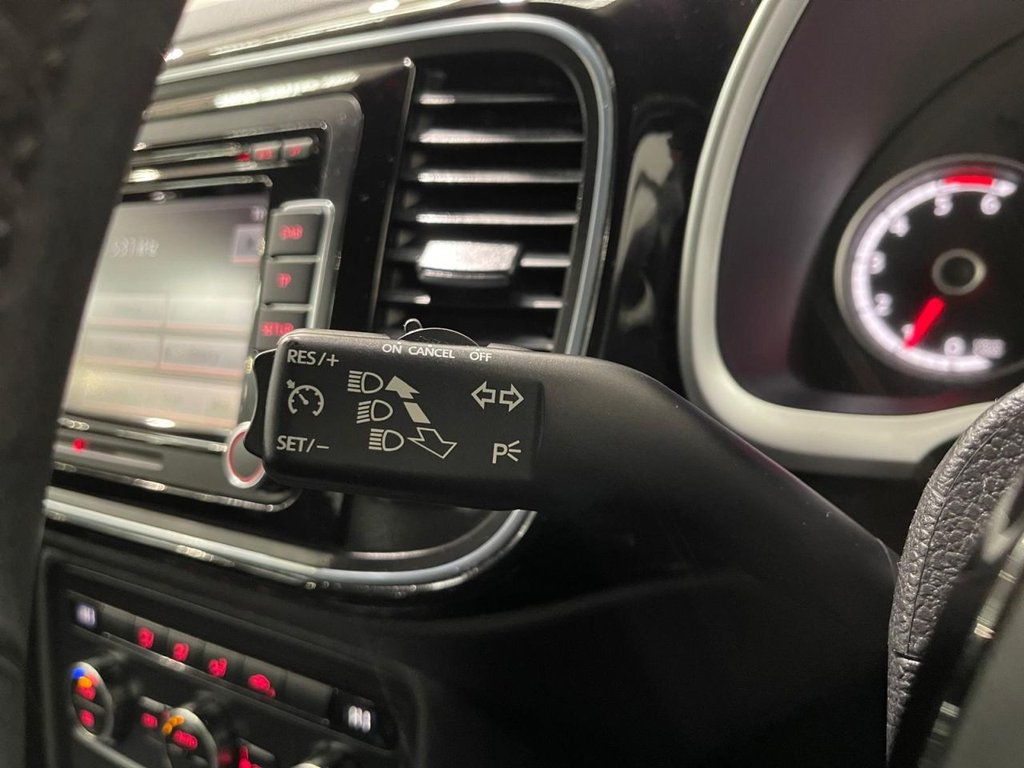 Used Volkswagen Beetle 2013 for sale - 76798029: Photo 16