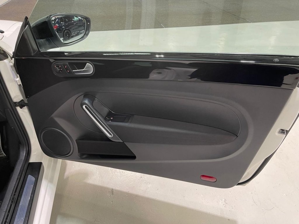 Used Volkswagen Beetle 2013 for sale - 76798029: Photo 18