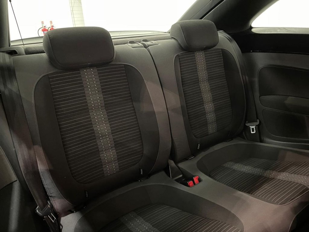 Used Volkswagen Beetle 2013 for sale - 76798029: Photo 26