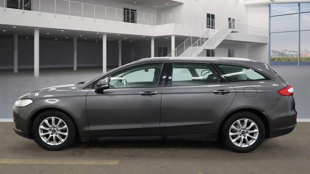 Used Ford Mondeo 2017 for sale - 76398883: Photo 5