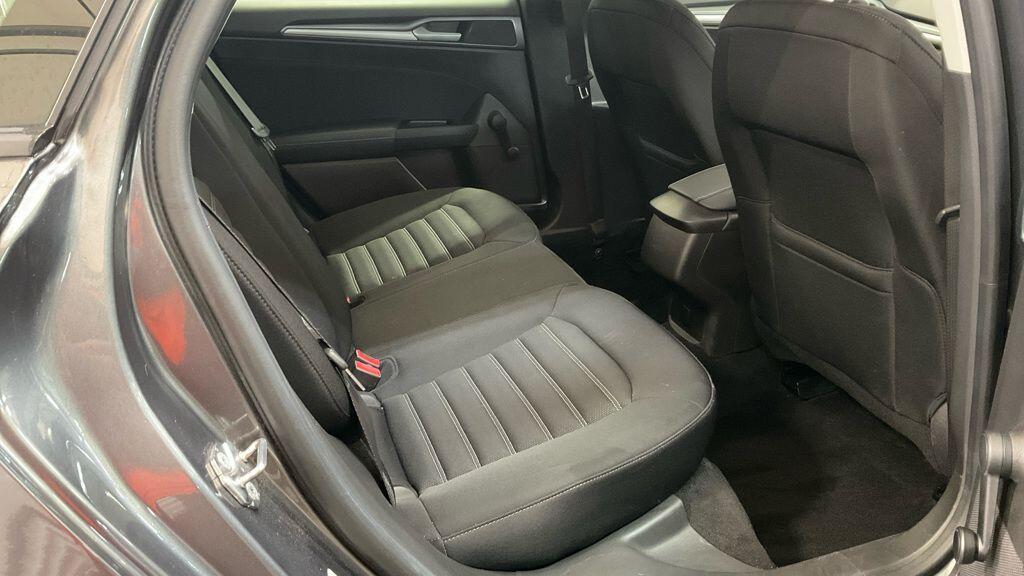 Used Ford Mondeo 2017 for sale - 76398883: Photo 9