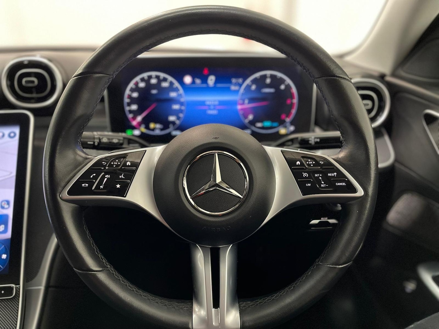 Used Mercedes-Benz C Class 2022 for sale - 76398950: Photo 10